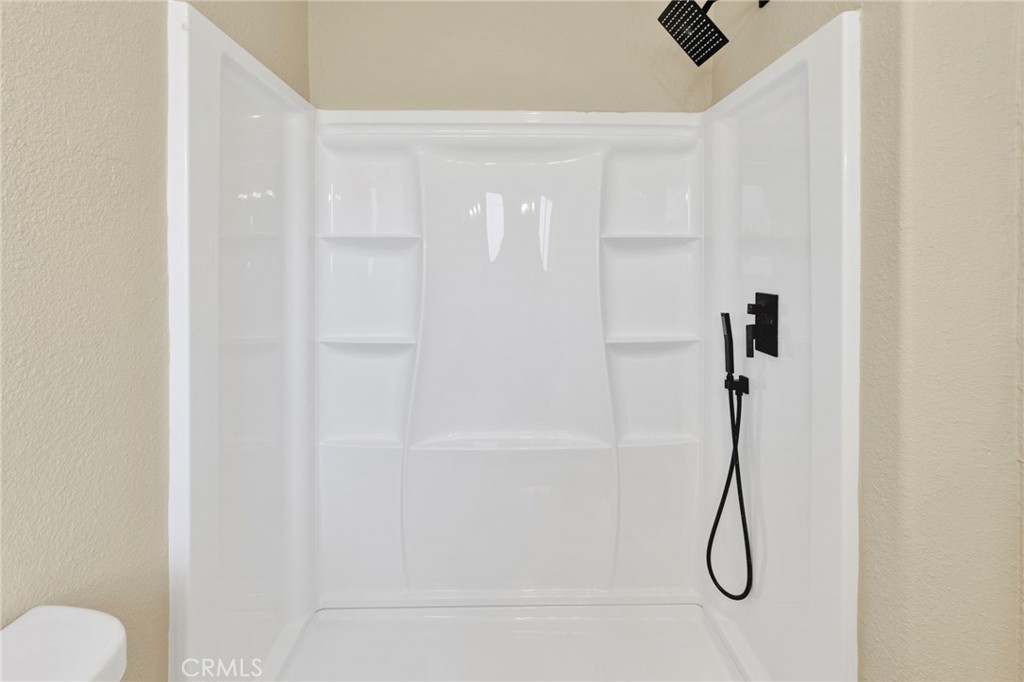 24726 Cahuilla Road Apple Valley, CA 92307 - Photo 31 of 41