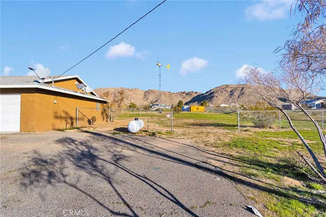 $399,000 | 24726 Cahuilla Road, Apple Valley, CA 92307