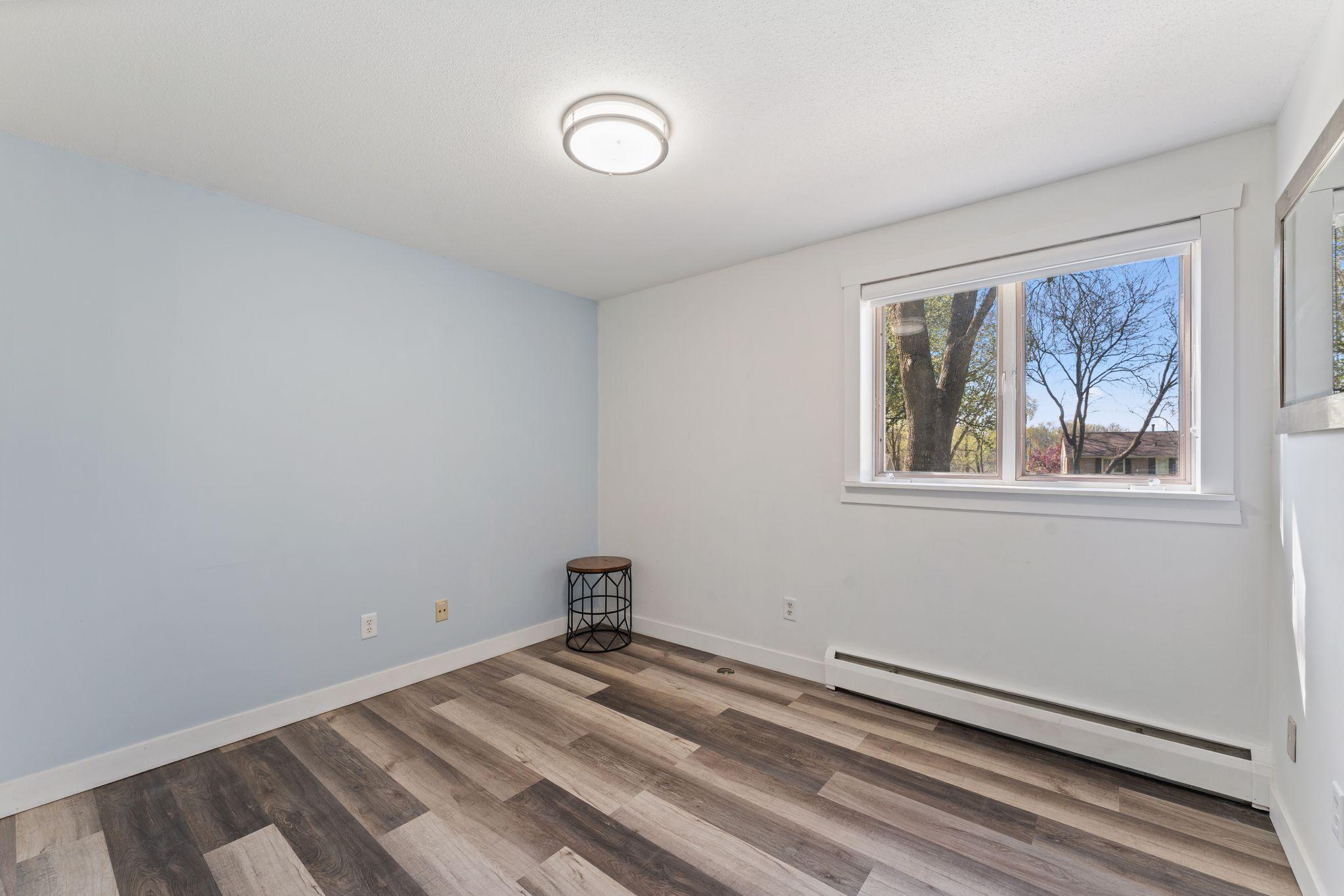 17046 Chiltern Hills Road Minnetonka, MN 55345 - Photo 24 of 35