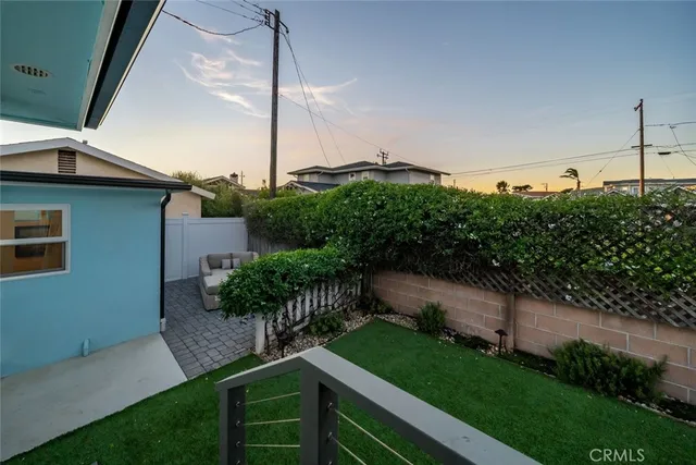 $1,700,000 | 29 11th Street, Cayucos, CA 93430