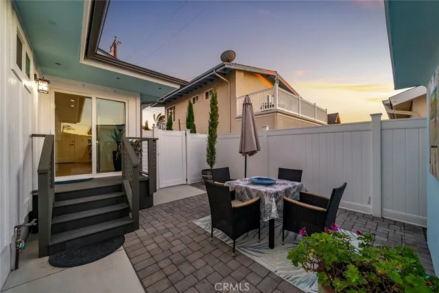 $1,700,000 | 29 11th Street, Cayucos, CA 93430