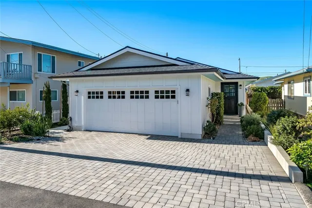 $1,700,000 | 29 11th Street, Cayucos, CA 93430