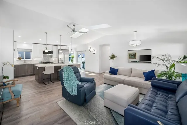 $1,700,000 | 29 11th Street, Cayucos, CA 93430