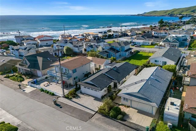 $1,700,000 | 29 11th Street, Cayucos, CA 93430