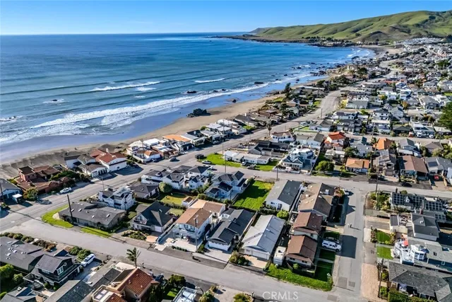 $1,700,000 | 29 11th Street, Cayucos, CA 93430