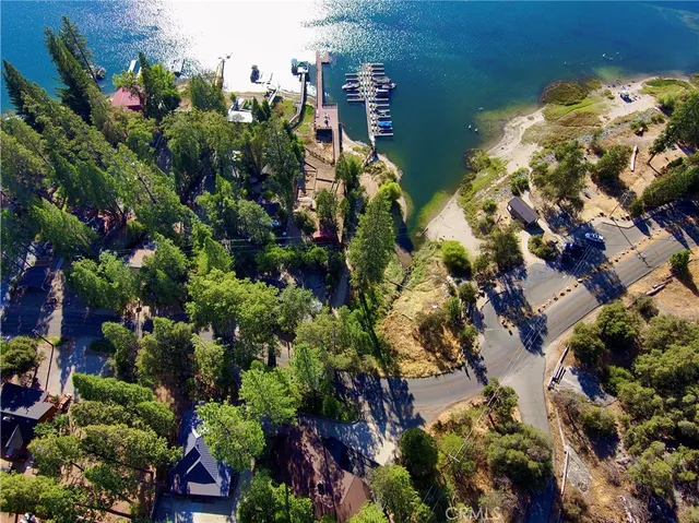 $1,550,000 | 53637-53637 Road 432, Bass Lake, CA 93604