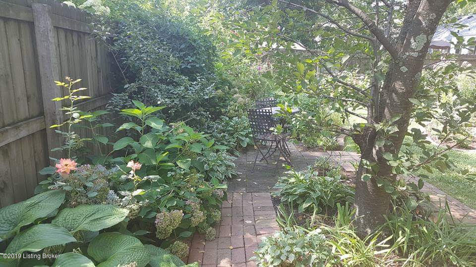 204 Fairmeade Road Louisville, KY 40207 - Photo 66 of 72 photo 9