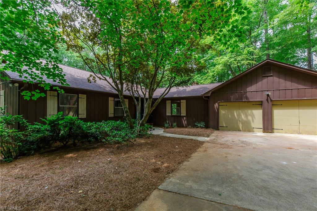 3648 Harris Road Burlington, NC 27215 - Photo 2 of 24 Gallery Image 2