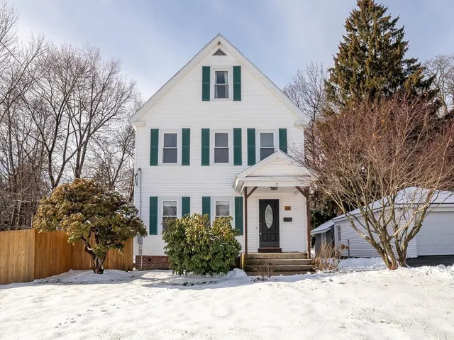 $499,000 | 11 Holden Street, Worcester, MA 01605