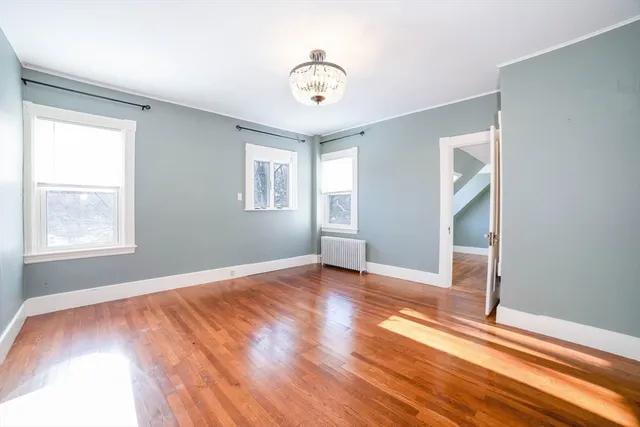 $499,000 | 11 Holden Street, Worcester, MA 01605