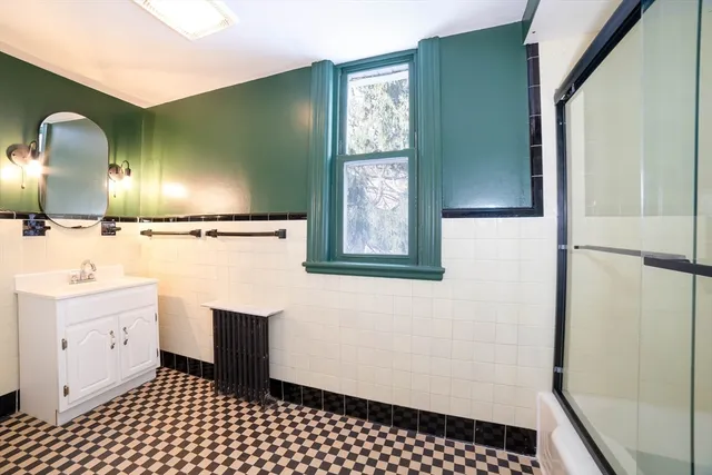 $499,000 | 11 Holden Street, Worcester, MA 01605