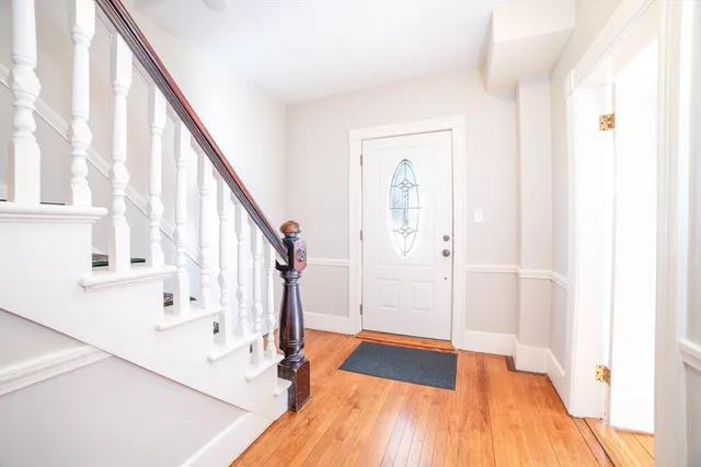 $499,000 | 11 Holden Street, Worcester, MA 01605