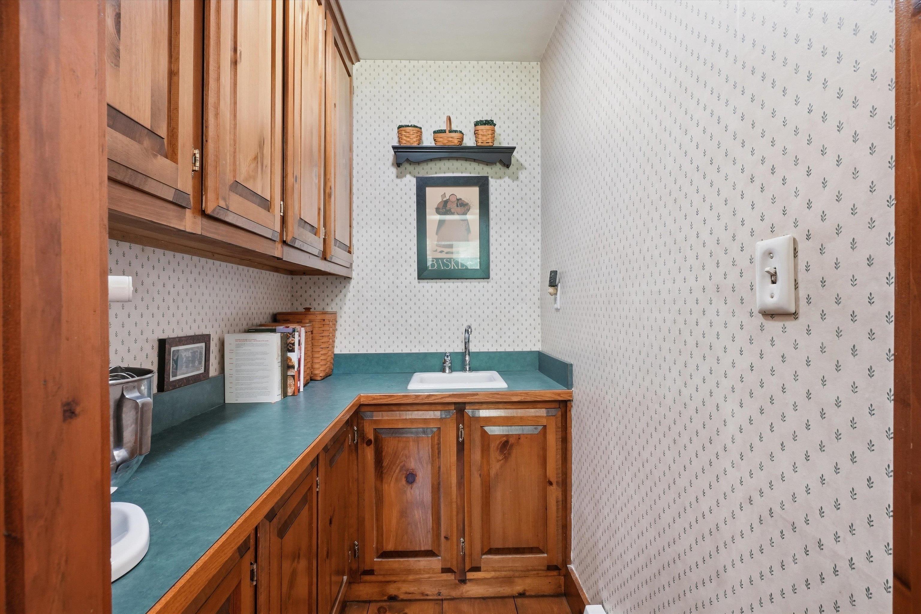 17 Woodhill Road Bow, NH 03304 - Photo 16 of 55 Gallery Image 16
