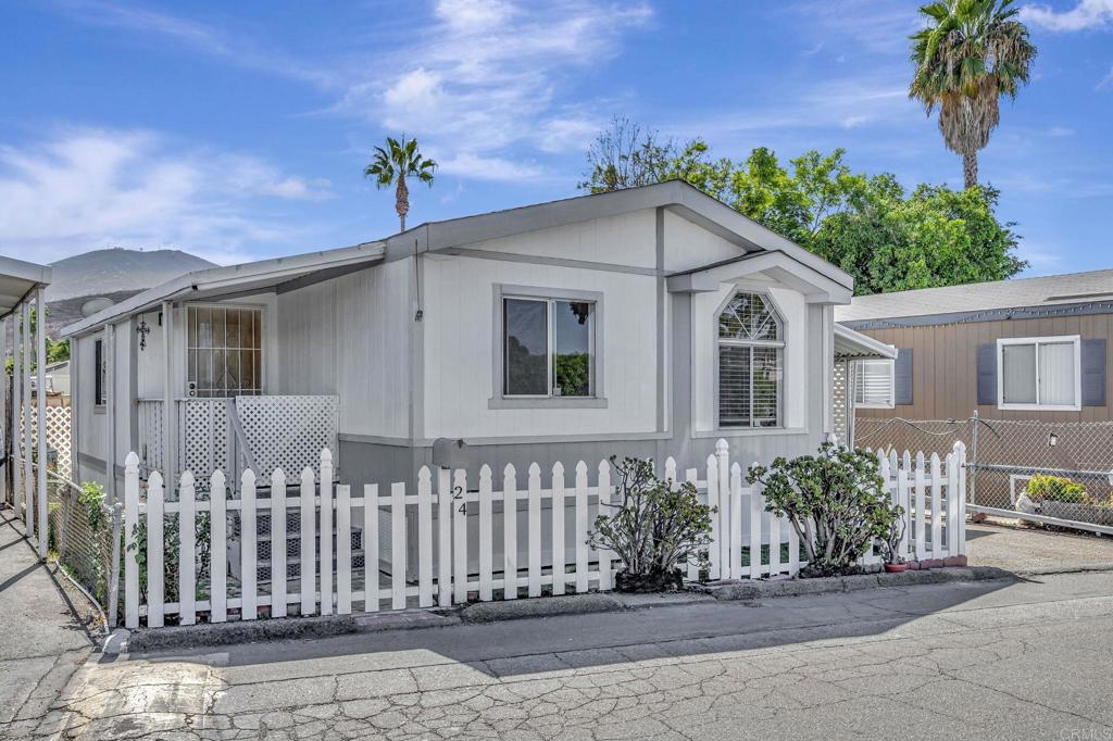 10707 Jamacha, Unit 24 Spring Valley, CA 91978 - Photo 2 of 28