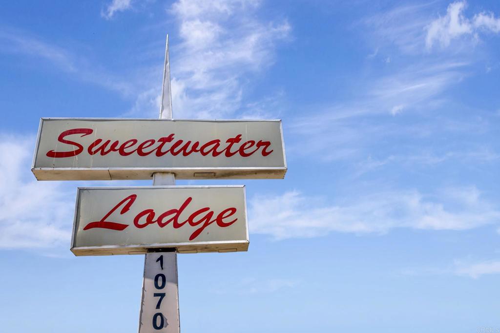 10707 Jamacha, Unit 24 Spring Valley, CA 91978 - Photo 4 of 28