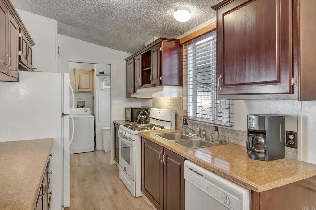 10707 Jamacha, Unit 24 Spring Valley, CA 91978 - Photo 6 of 28