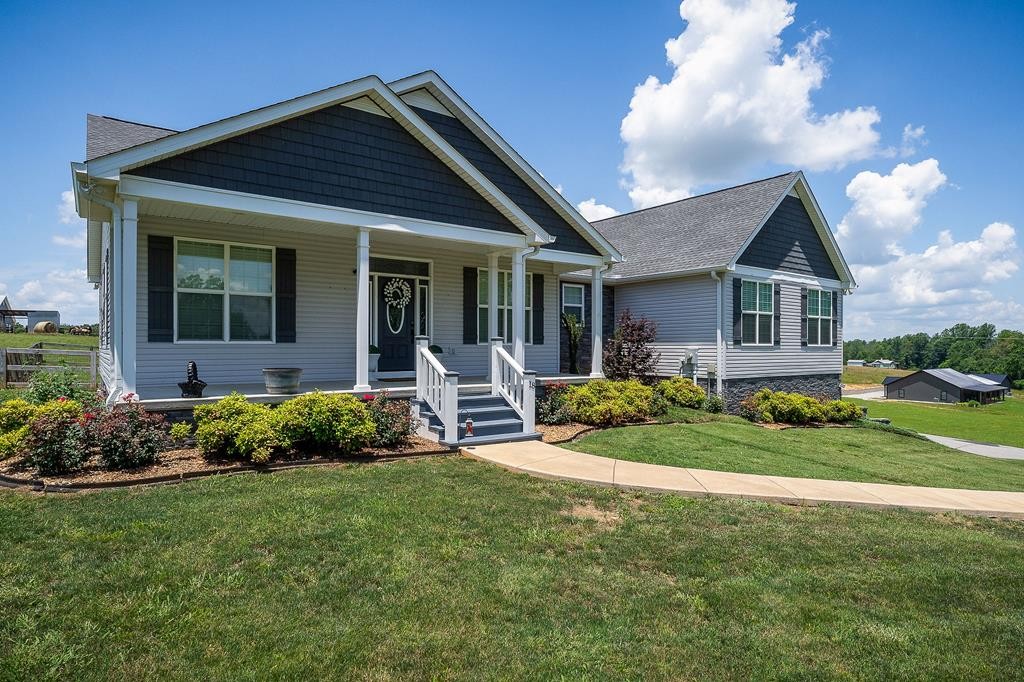 18 Faith-Rae Boulevard Morrison, TN 37357 - Photo 3 of 55