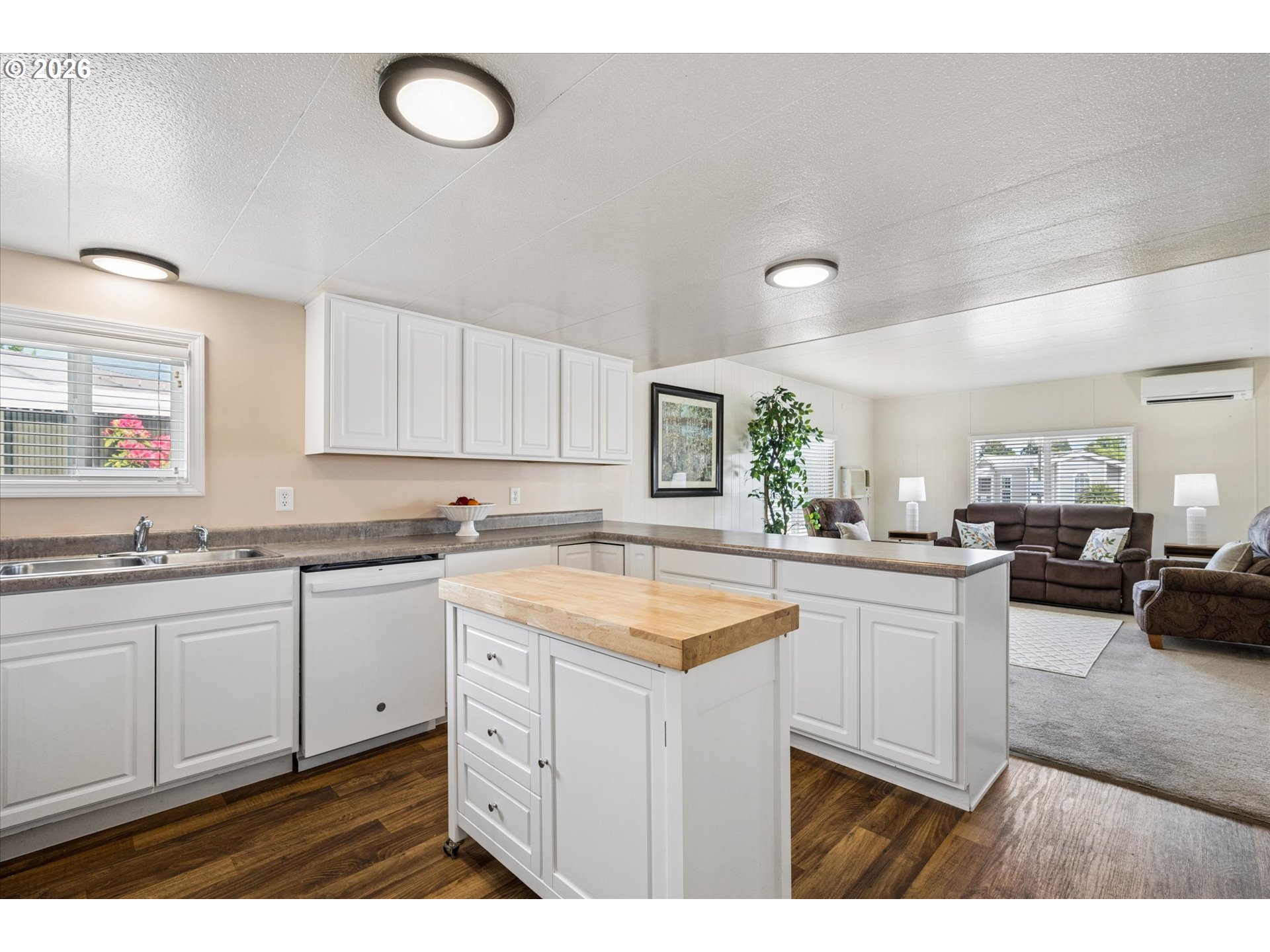 2150 Laura Street, Unit 81 Springfield, OR 97477 - Photo 11 of 27 Kitchen