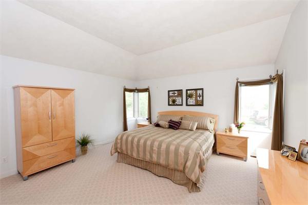 20 Thoreau Road Canton, MA 02021 - Photo 17 of 30 Gallery Image 17