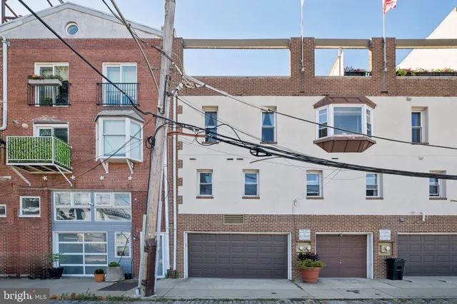 a tall building with a outdoor space