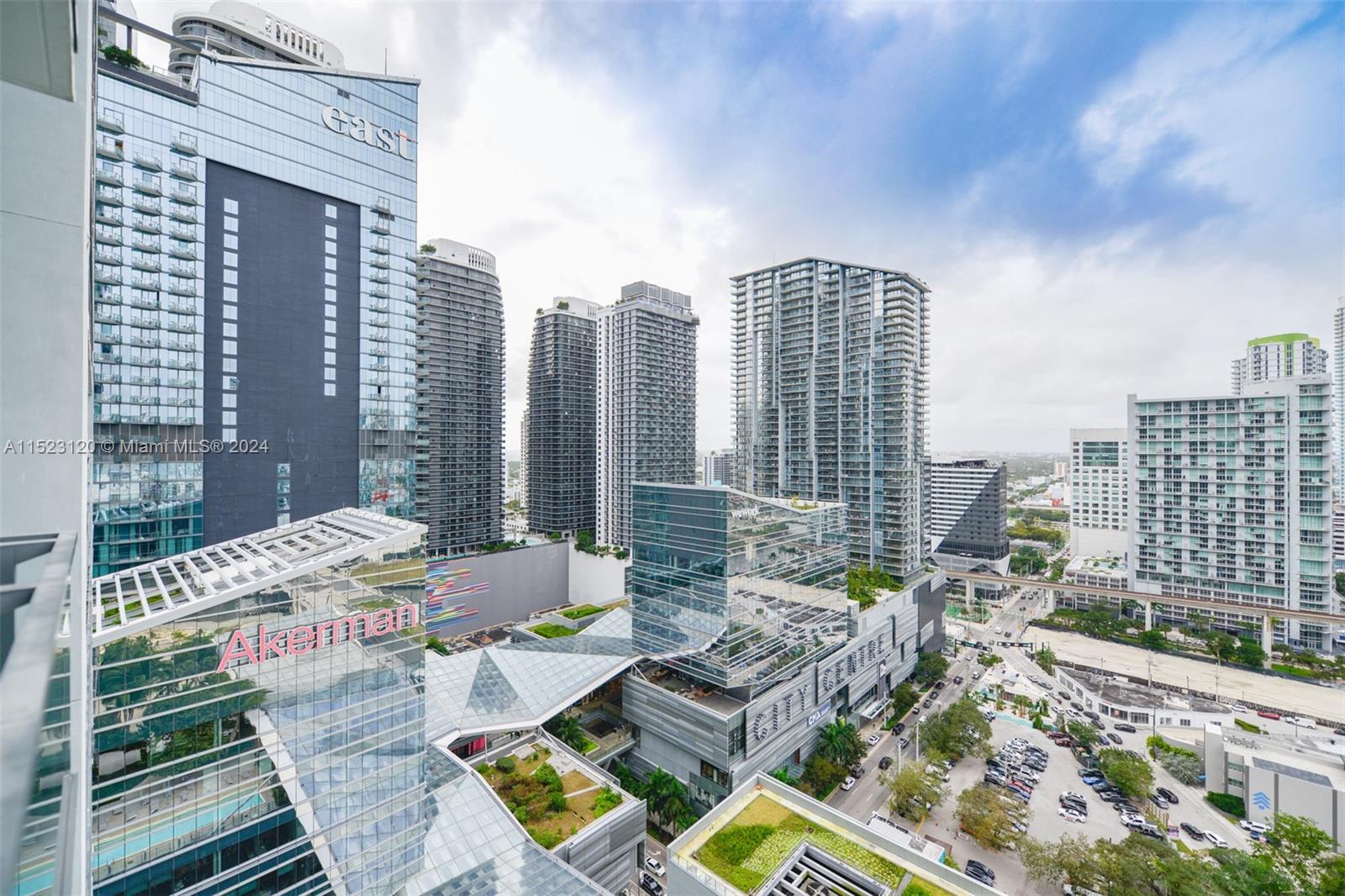 68 Southeast 6th St Unit 2206