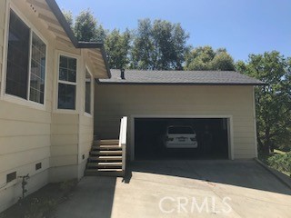 16456 Conestoga Road Hidden Valley Lake, CA 95467 - Photo 4 of 35 Nicely sized garage