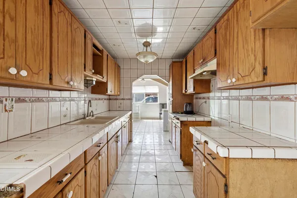 $865,000 | 7032 San Vincente Street, Paramount, CA 90723