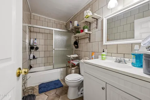 $865,000 | 7032 San Vincente Street, Paramount, CA 90723