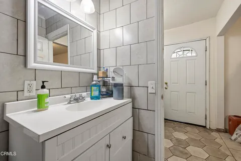 $865,000 | 7032 San Vincente Street, Paramount, CA 90723