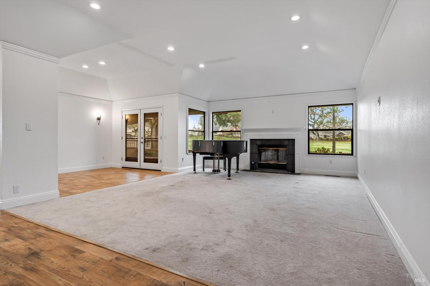 326 Singing Brook Circle Santa Rosa, CA 95409 - Photo 6 of 38