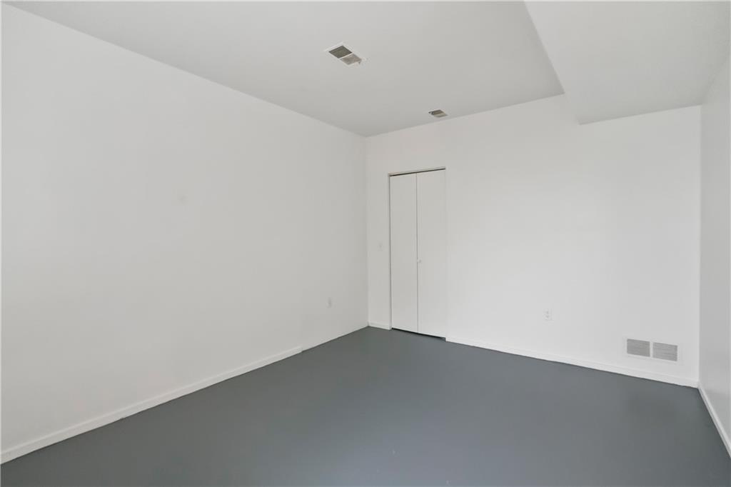 675 College Street, Unit A Pittsburgh, PA 15232 - Photo 23 of 28 a view of small space
