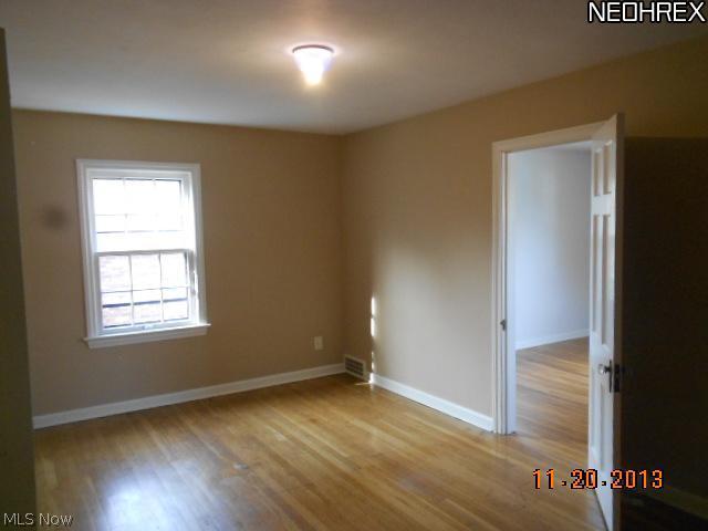 3945 Northampton Road Cleveland Heights, OH 44121 - Photo 10 of 21