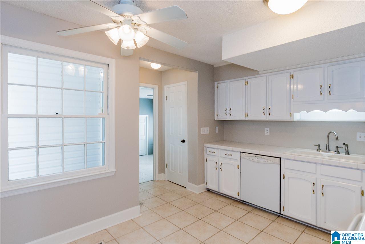 2517 Matzek Road Birmingham, AL 35226 - Photo 13 of 36