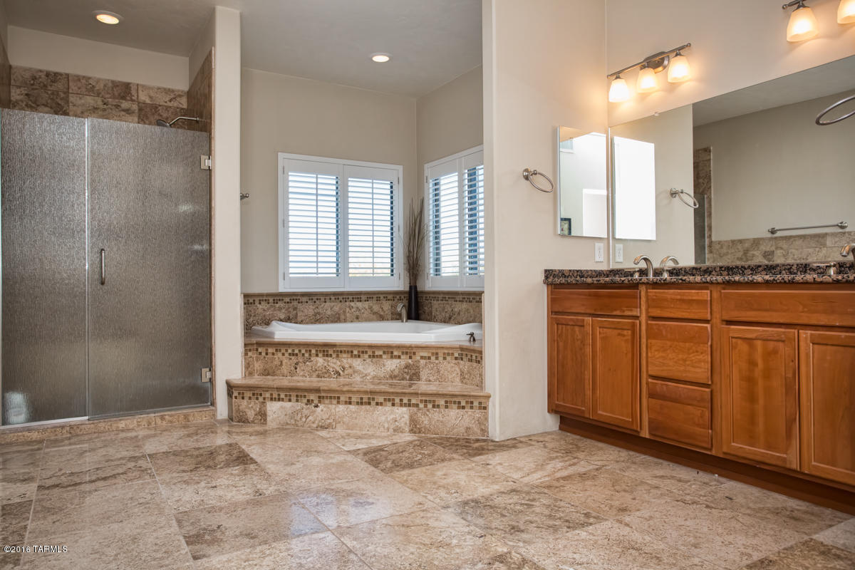 1099 West Panorama Road Tucson, AZ 85704 - Photo 14 of 33 Gallery Image 14