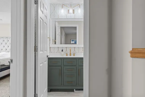 $269,900 | 2504 Country View Drive, Northfield, MN 55057