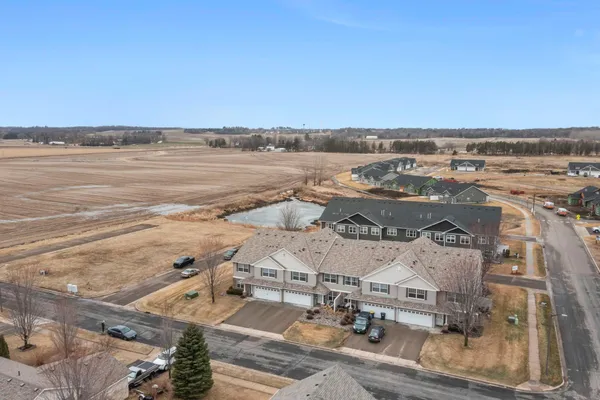 $269,900 | 2504 Country View Drive, Northfield, MN 55057