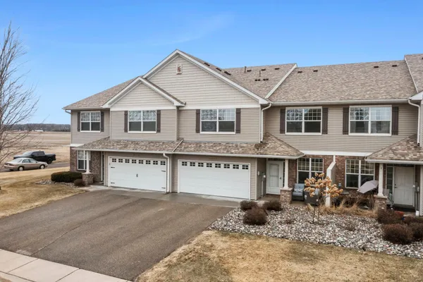 $269,900 | 2504 Country View Drive, Northfield, MN 55057
