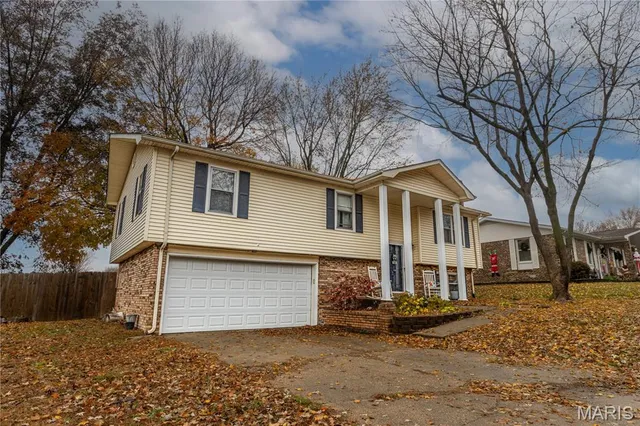 $252,500 | 908 East Cottonwood Lane, Dexter, MO 63841