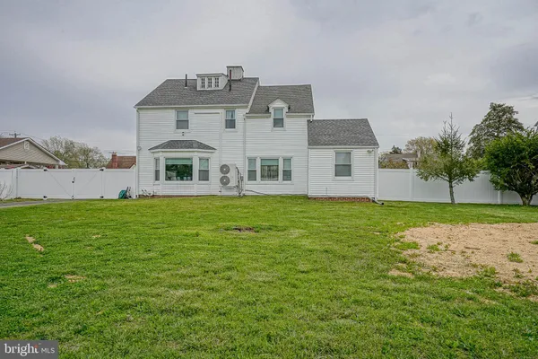 $375,000 | 38 Elmwood Avenue, Vineland, NJ 08360