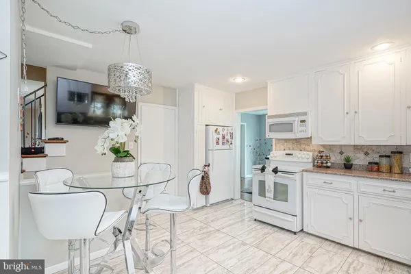 $375,000 | 38 Elmwood Avenue, Vineland, NJ 08360