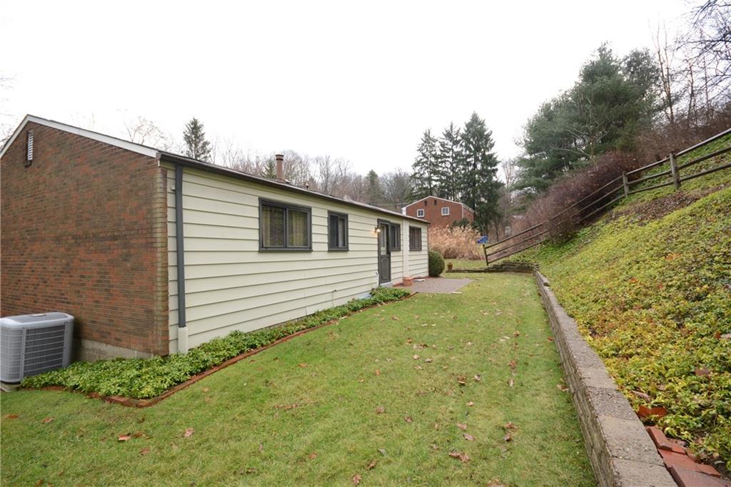 217 Segar Road Pittsburgh, PA 15243 - Photo 24 of 25 Easy maintenance in this sweet Scott ranch! Plenty of room for a pet here.
