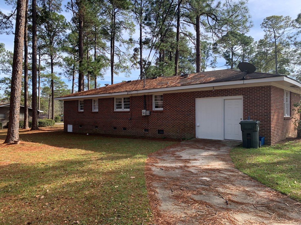 1001 Moss Street Dothan, AL 36301 - Photo 12 of 14