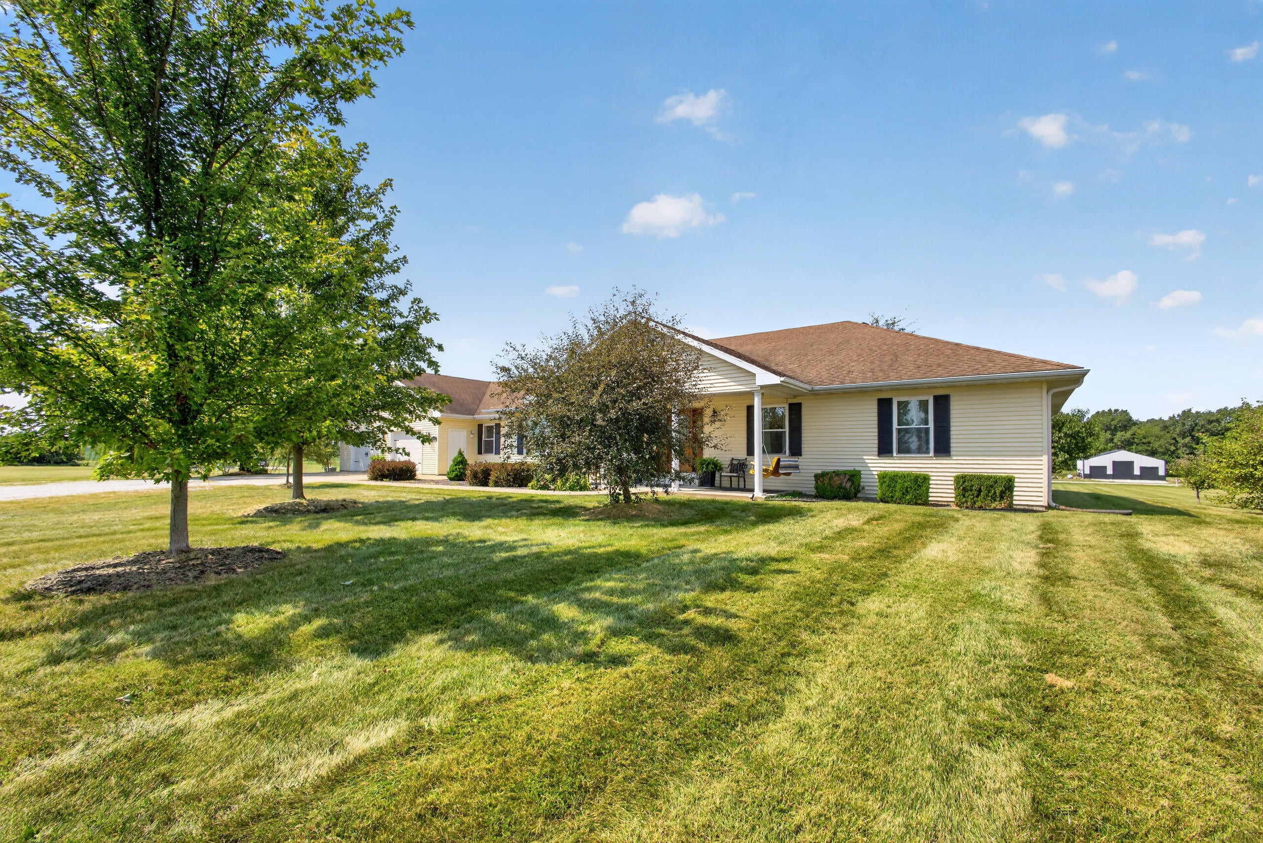 8930 Audrain Road East Centralia, MO 65240 - Photo 1 of 70 Gallery Image 1