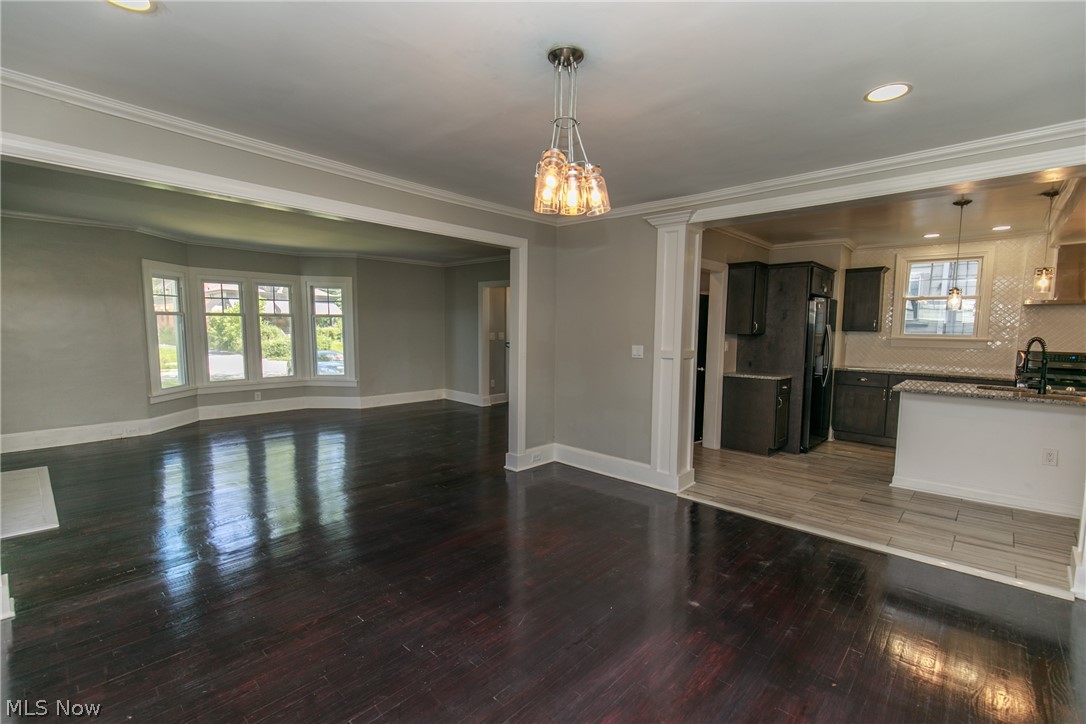 1700 Lee Road Cleveland, OH 44118 - Photo 6 of 24