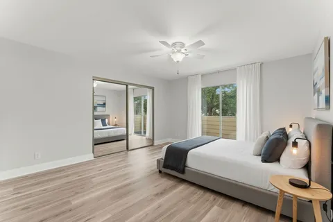 $139,000 | 14515 Wunderlich Drive, Unit 1413, Houston, TX 77069