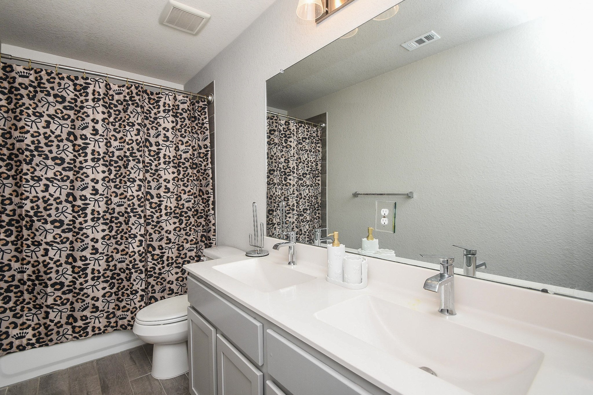 8831 Cabin Loft Lane Rosharon, TX 77583 - Photo 17 of 20 Gallery Image 17