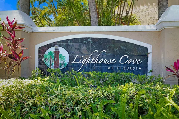 $2,100 | 236 Village Boulevard, Unit 1304, Tequesta, FL 33469