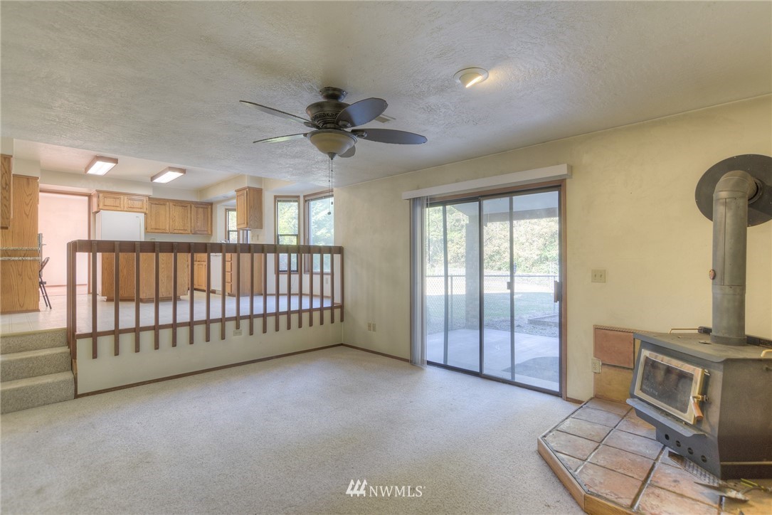 13648 Littlerock Road Southwest Rochester, WA 98579 - Photo 10 of 25