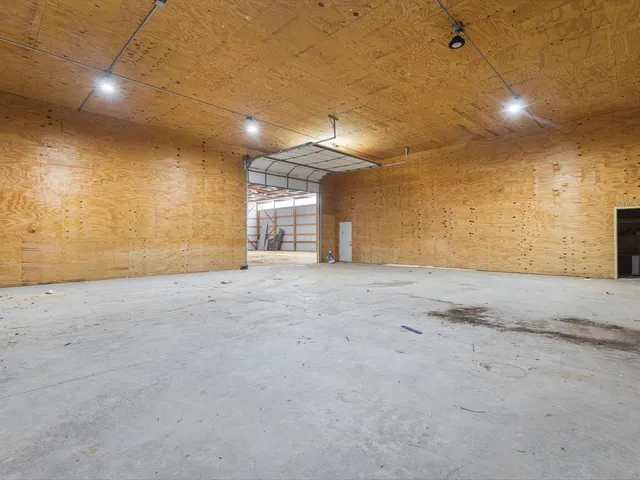 $1,900,000 | 11635 Wange Road, Capron, IL 61012