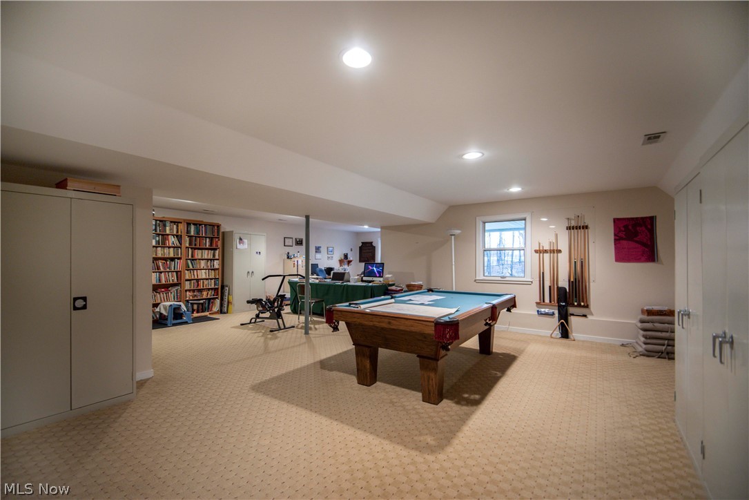 1801 Sheridan Road Cleveland, OH 44121 - Photo 28 of 34 Bonus space in lower level.